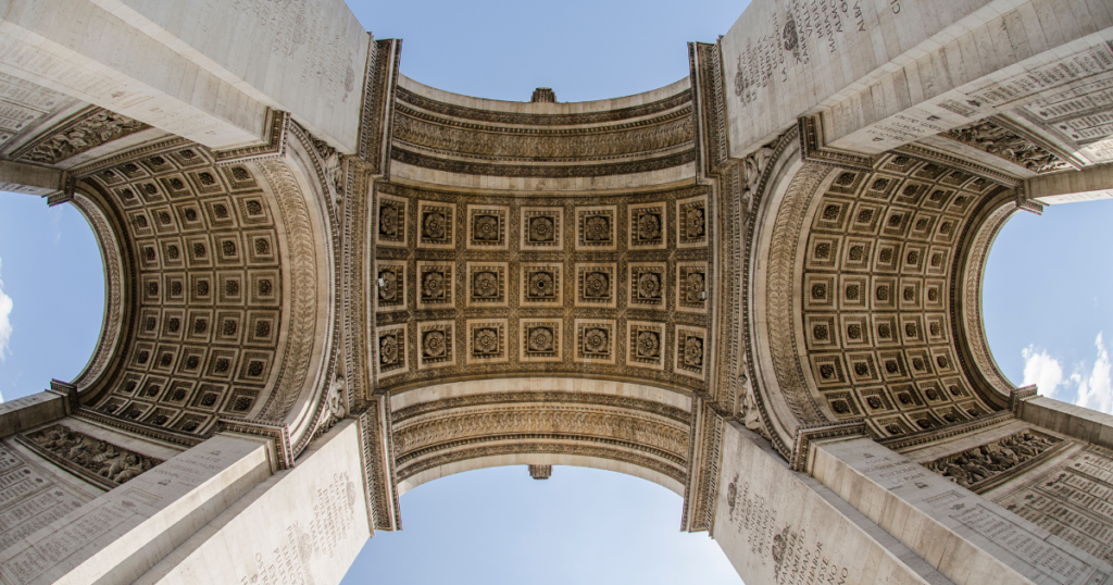 Arco de Triunfo de París: el triunfo monumental de Napoleón Bonaparte