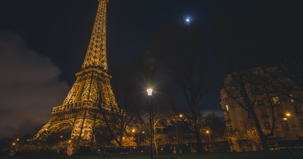 Leyendas urbanas sobre la torre Eiffel